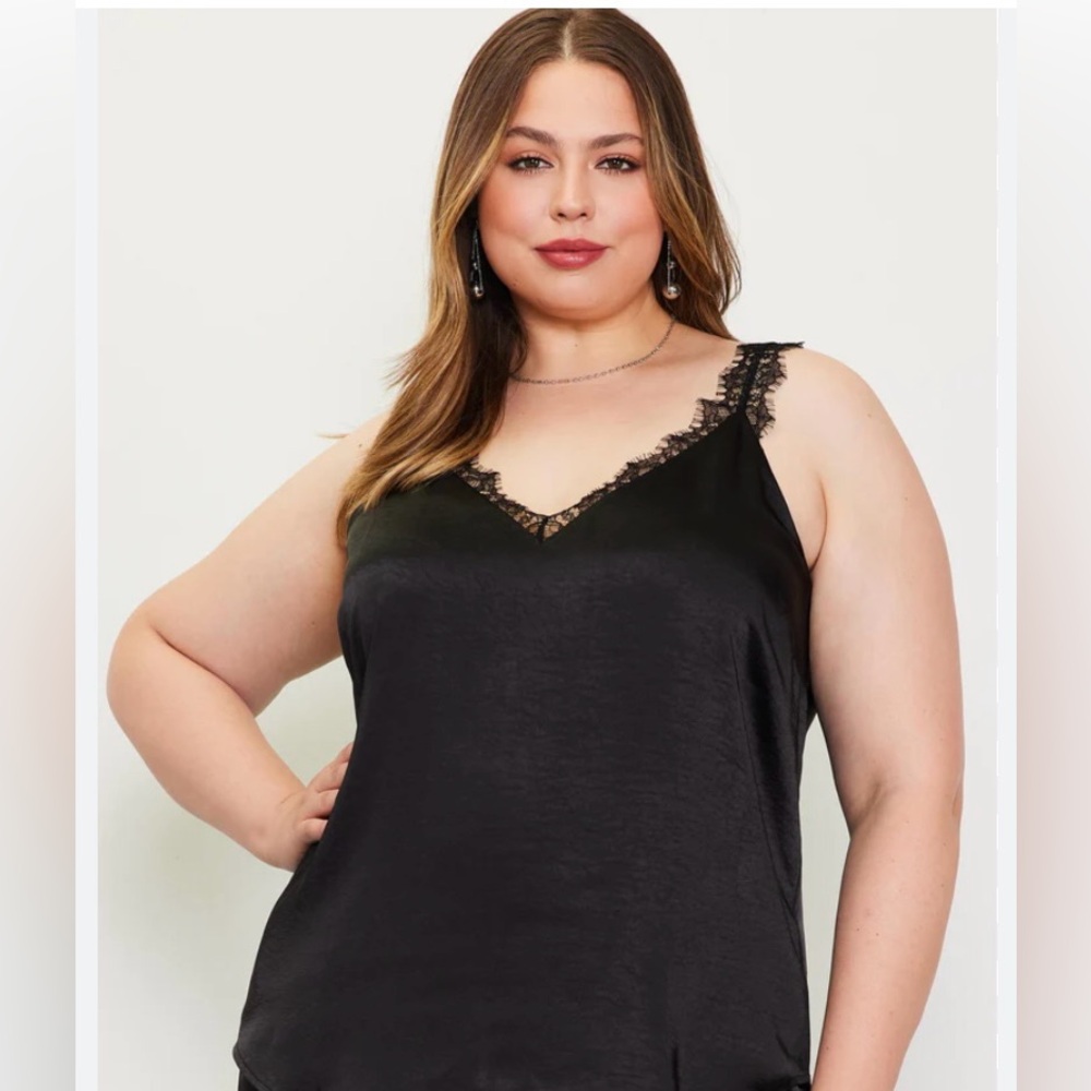 Addition Elle Black Chemise